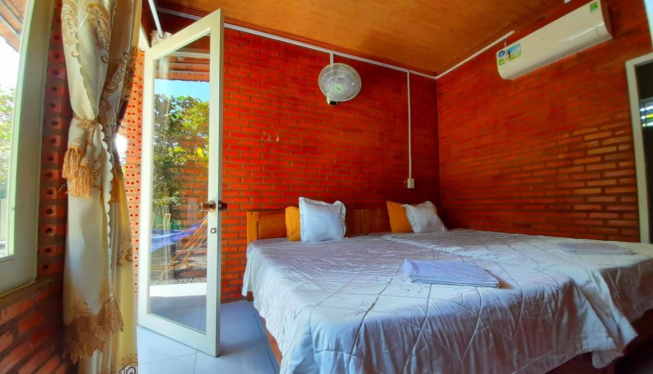 Cat Tien Backpackers Hostel المظهر الخارجي الصورة