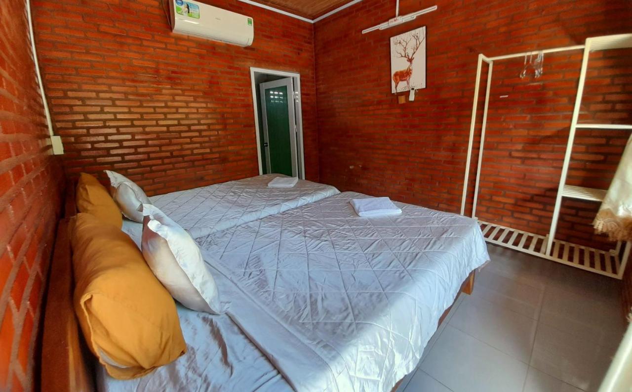Cat Tien Backpackers Hostel المظهر الخارجي الصورة