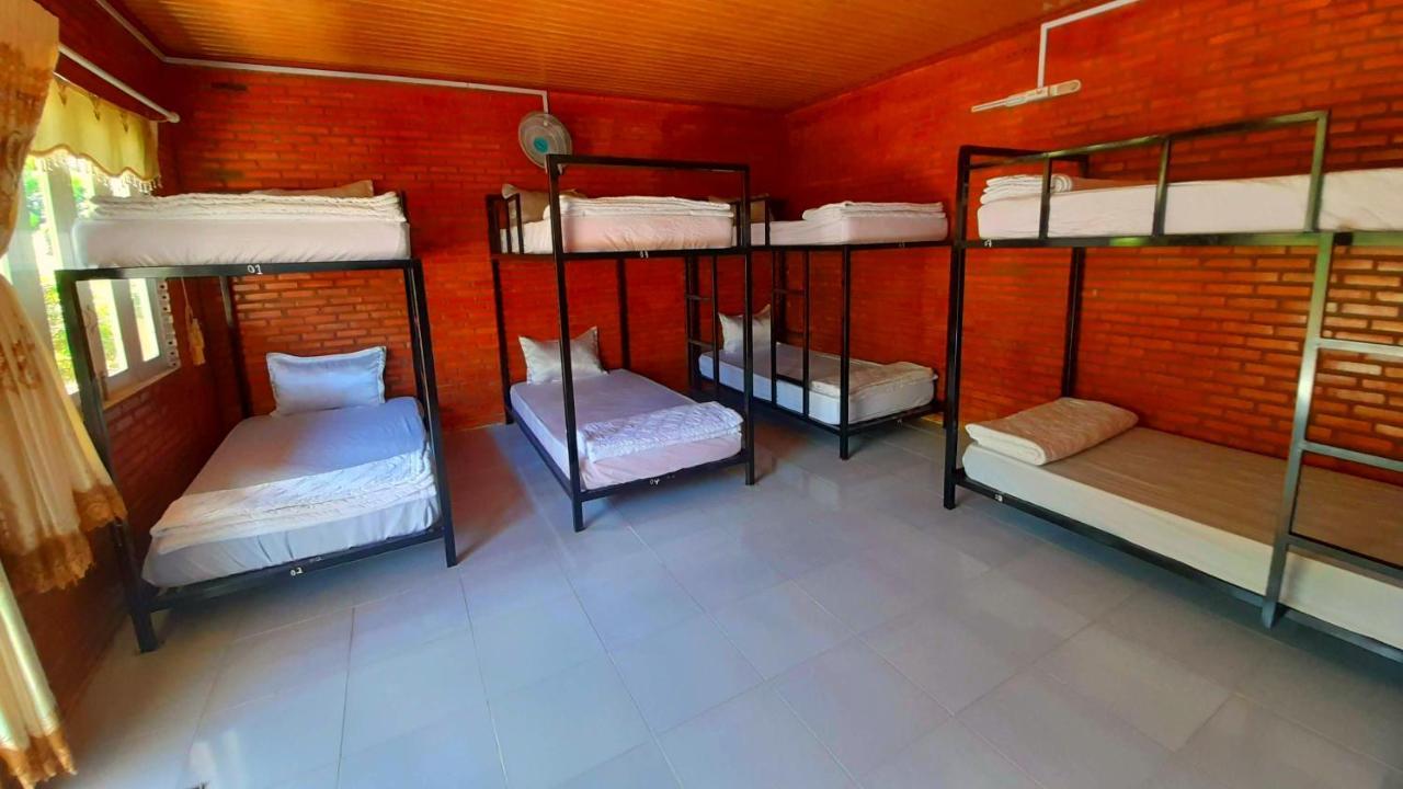 Cat Tien Backpackers Hostel المظهر الخارجي الصورة