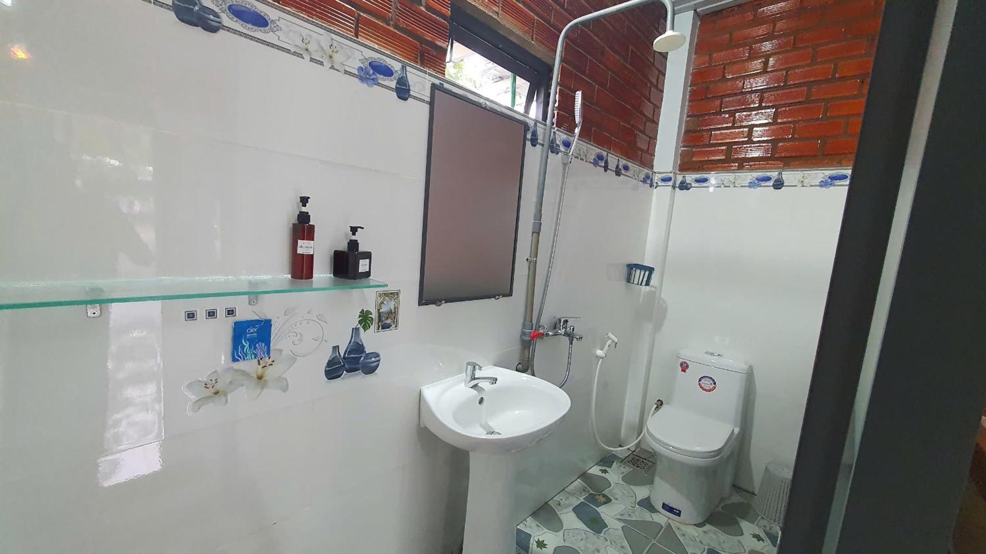 Cat Tien Backpackers Hostel المظهر الخارجي الصورة