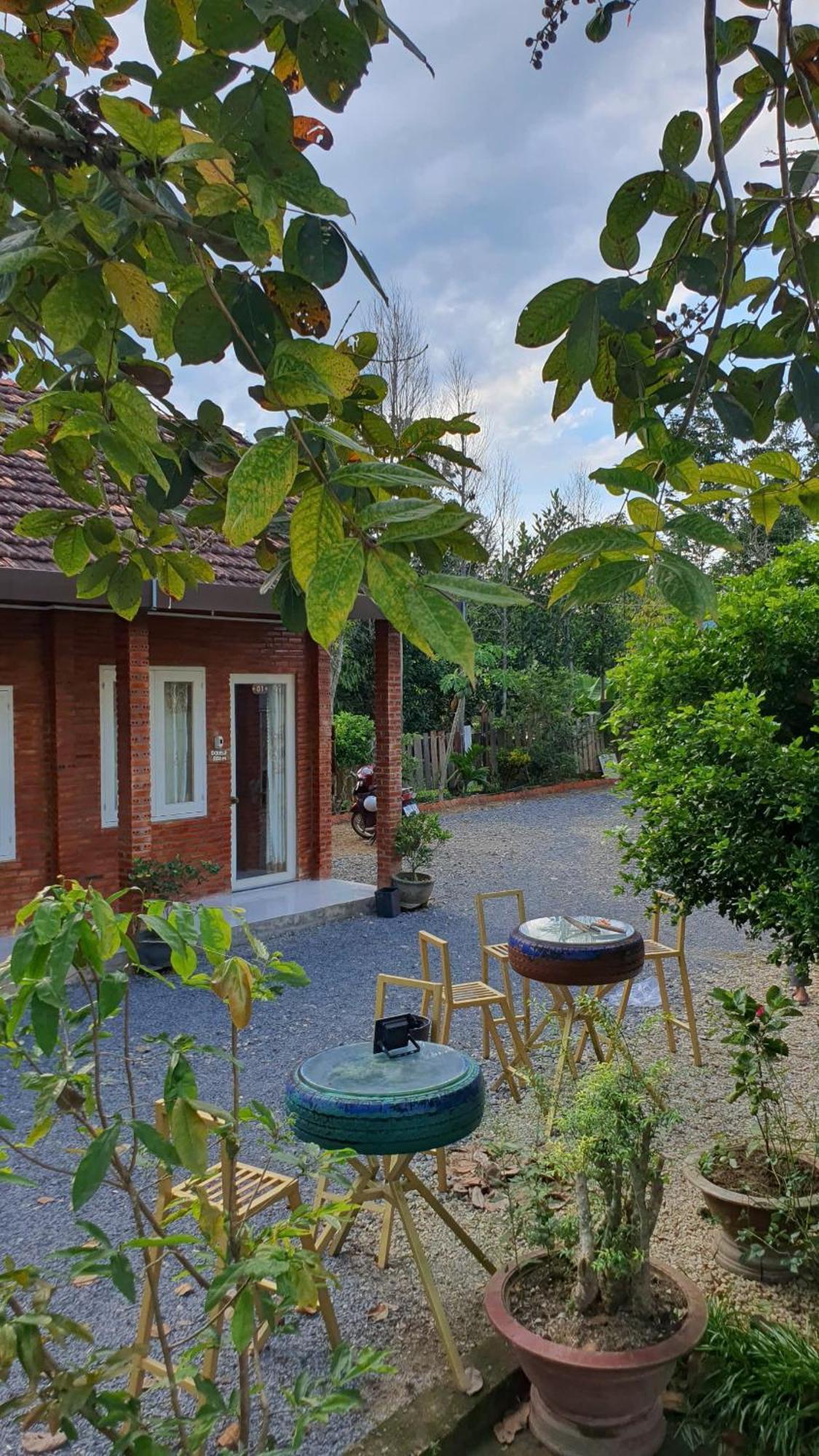 Cat Tien Backpackers Hostel المظهر الخارجي الصورة